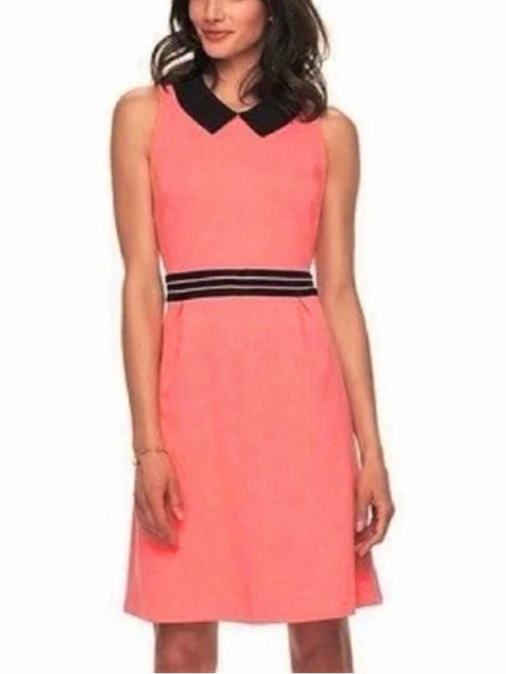 Sleeveless pink Fit-and-Flare Dress with Contrast Collar size medium